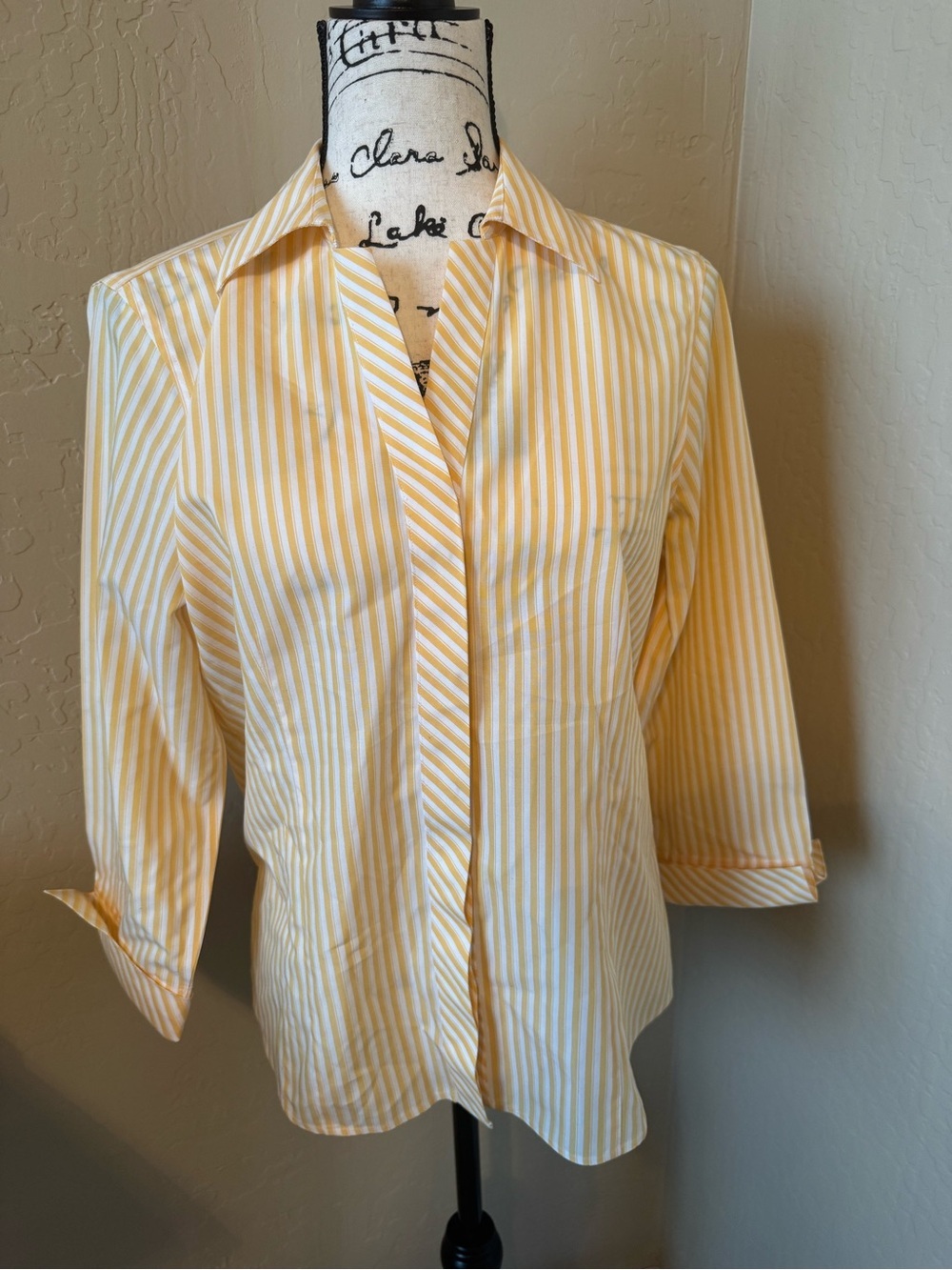 Taylor Investments Gold Label Women’s Yellow & White Striped Blouse 12P